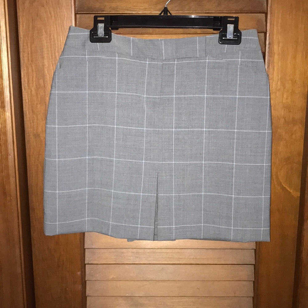 🌸NWT🌸HILFIGER COLLECTION🌸mini skirt SIZE4